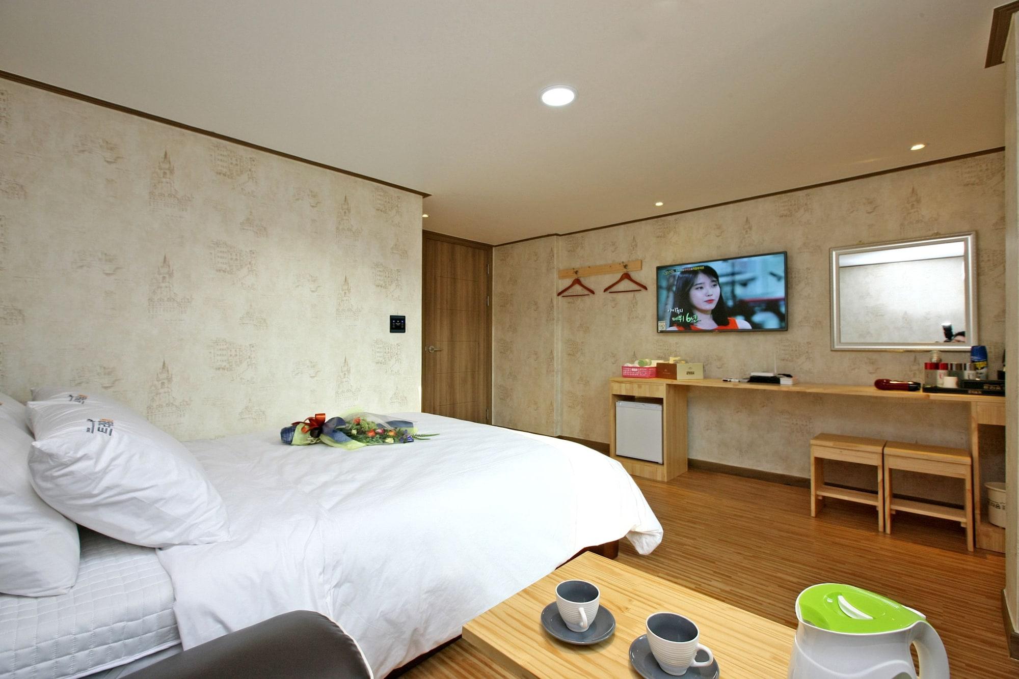 Traum Hotel & Condo Gapyeong Exteriér fotografie