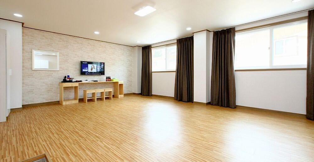 Traum Hotel & Condo Gapyeong Exteriér fotografie
