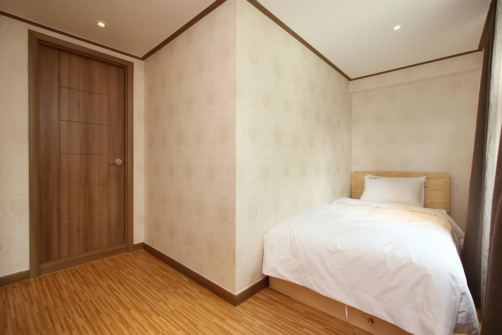 Traum Hotel & Condo Gapyeong Exteriér fotografie