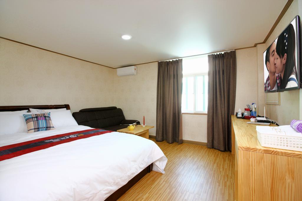 Traum Hotel & Condo Gapyeong Exteriér fotografie